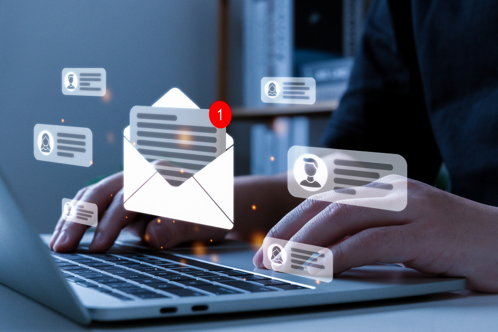 Mastering Live Chat Support Service